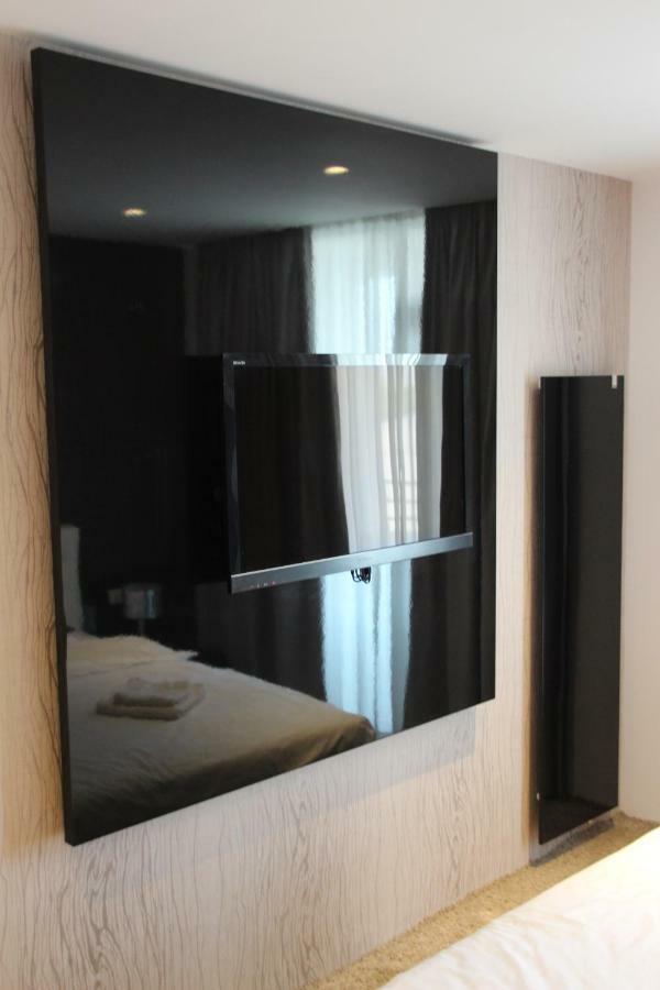 Luxury Trip Apartment ออราแด ภายนอก รูปภาพ